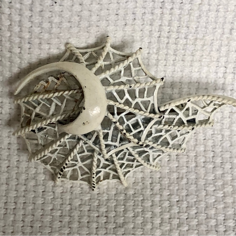 Vintage Enamel Spider Web Crescent Moon Brooch pin white Halloween Summerween